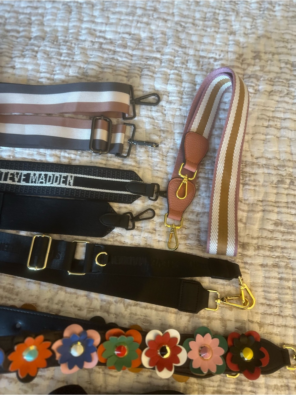 ACCESSORIES BUNDLE - Picture 3 of 11